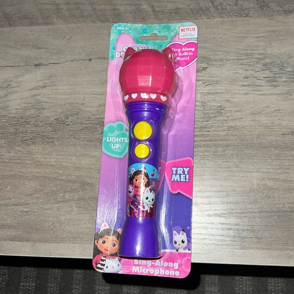 Toys | Gabbys Dollhouse Singalong Light Up Microphone With Built In ...